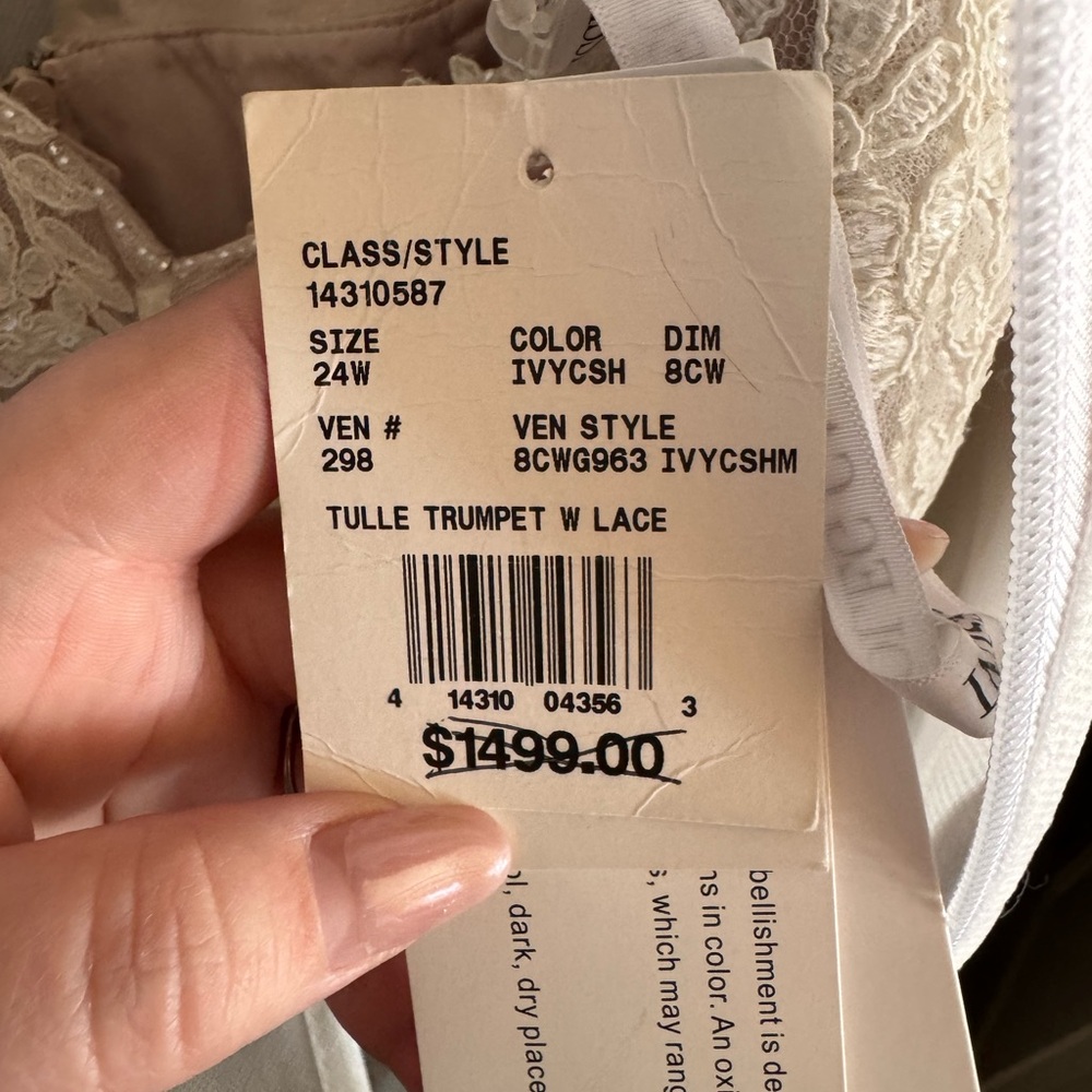 Oleg Cassini Cream Lace Wedding Dress- NWT, Unaltered - Picture 5 of 11